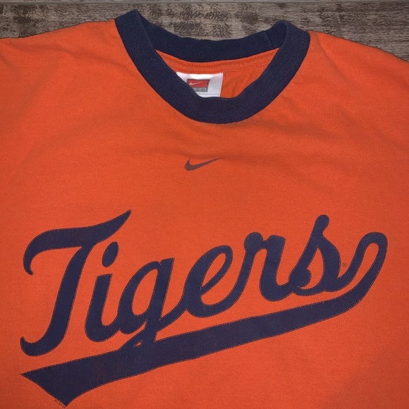 Vintage Nike Detroit Tigers Shirt - Picture 2 of 4